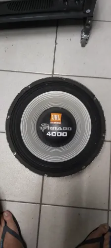 Tornado 4.000 jbl