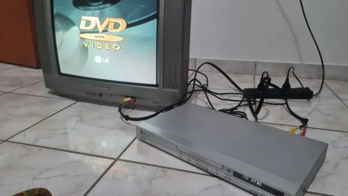 DVD LG - Leitor de dvd DV5921N