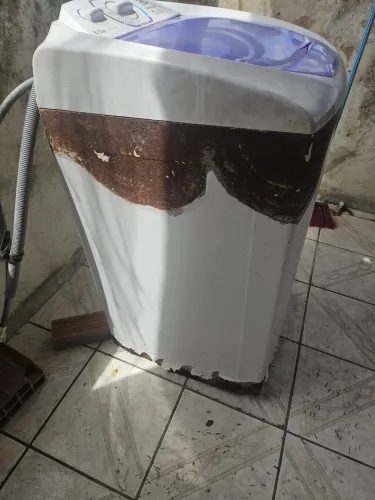 Máquina de lavar 8k funcionando mas com muito ferrugem