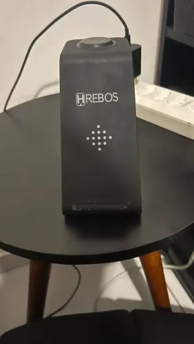 Carregador por indução com slot para celular relógio e fone.