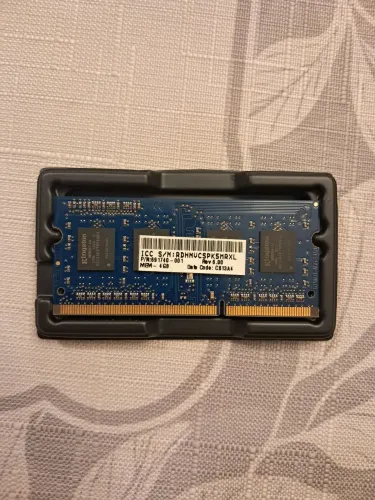 Memória RAM 4GB DDR3 Kingston SO-DIMM 1600MHz para Notebook
