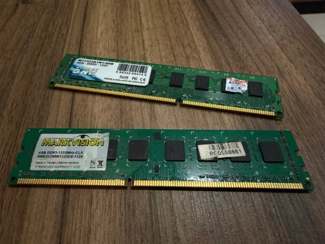 2 MEMÓRIAS RAM DDR3 de 4GB