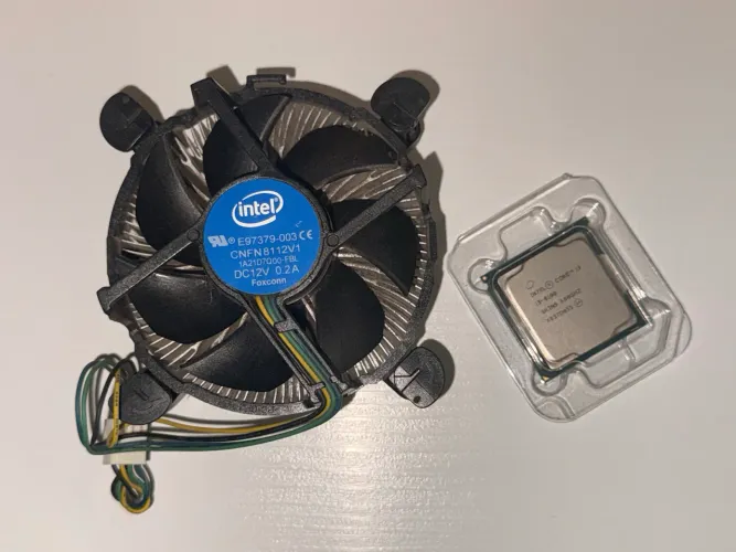 Intel I3 8100 com cooler