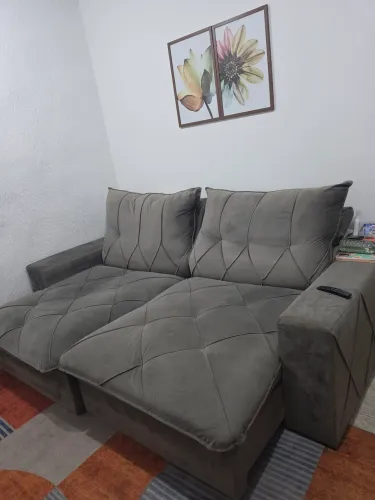 Sofá Retrátil e Reclinável Cinza Grafite - 2 Anos de Uso - Muito Confortável
