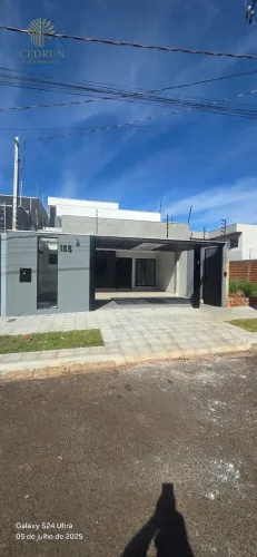 Casa à venda em Maringá, Jardim Espanha, com 3 quartos, 149 m², com piscina aquecida e alt