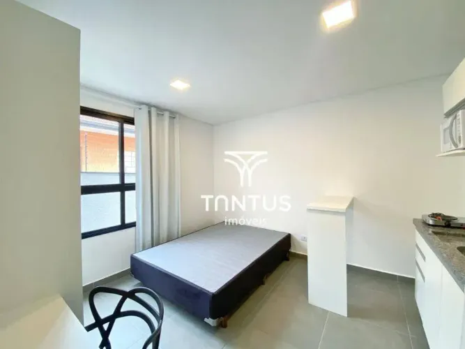 Studio com 1 dormitório para alugar, 19 m² por R$ 1.600/mês - Centro Cívico - Curitiba/PR