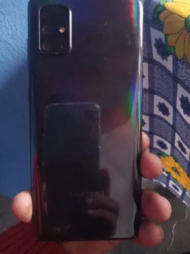 Vendo galax Samsung A071 seminovo 