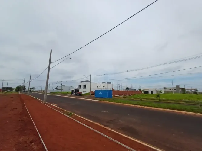 Terreno comercial à venda no bairro Grand Ville.
