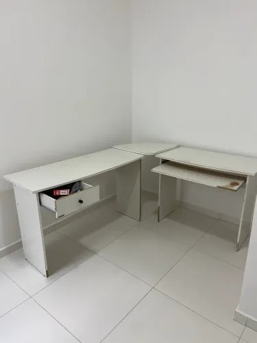 Mesa de Escritório em L