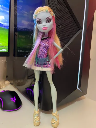 Boneca Monster high - Abbey Bominable Scaris 