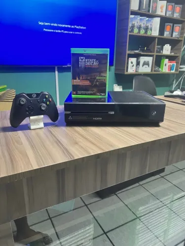Xbox One 500GB + 2 Jogos & 03 Meses de Garantia ( Loja Física )