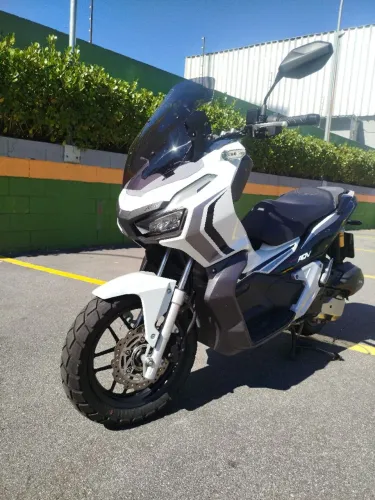 Honda ADV Branca 19.800km