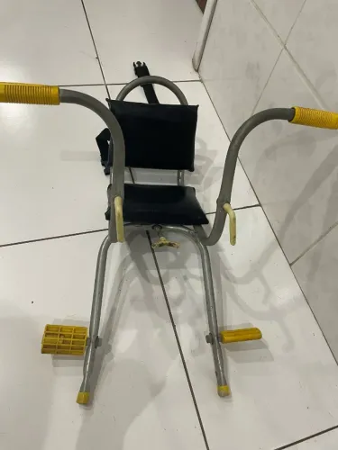 Cadeirinha Dianteira para Bicicleta - Modelo Simples e Prático