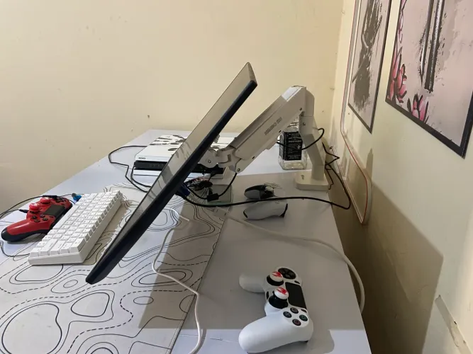 Monitor AOC 27 - 120HZ + Braço Articulado