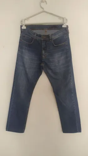 Calça jeans masculina azul Tam 40