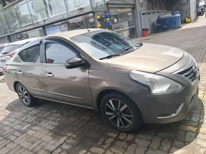 Nissan Versa SL 1.6 16V Flexstart 4P Aut. 2019