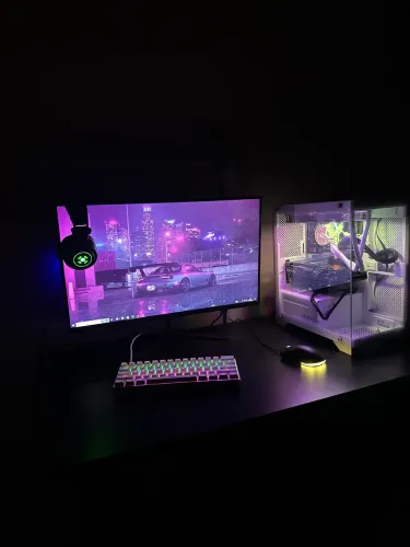 PC Gamer Completo RX 7600 + Ryzen 5 5500 + Monitor 27? 165Hz + 32GB