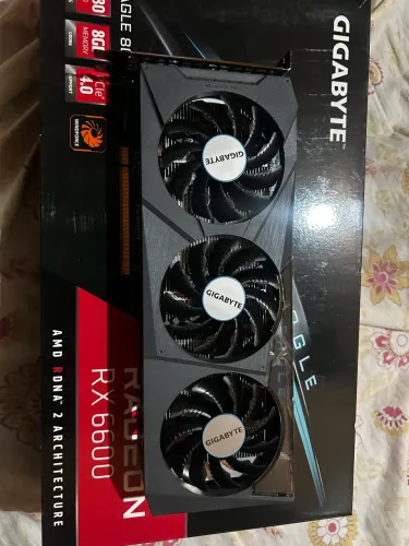 Rx 6600 triple fan