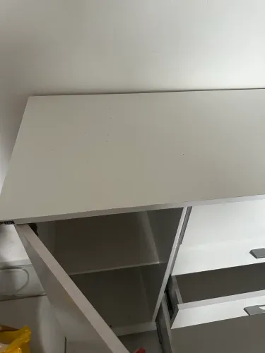 Cômoda branca