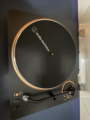 Toca Discos Audio-Technica AT-LP70X