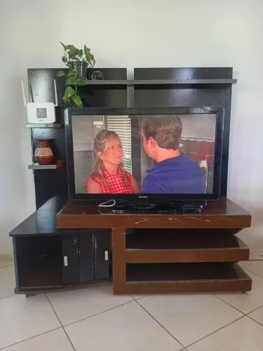 Rack com tv televisao