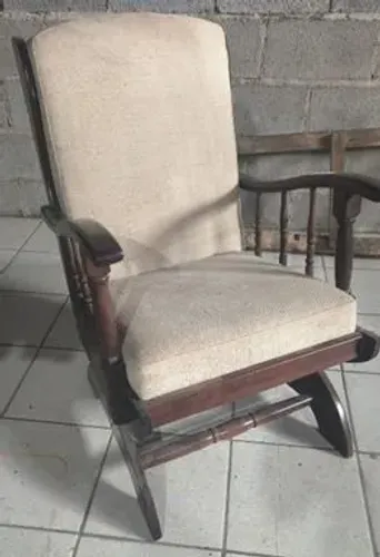Poltrona balanço,tenho 2 unidades, valor unitário