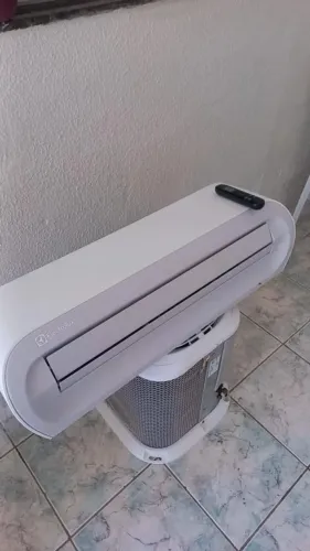 Ar condicionado Eletrolux 9 mil BTUs inverter
