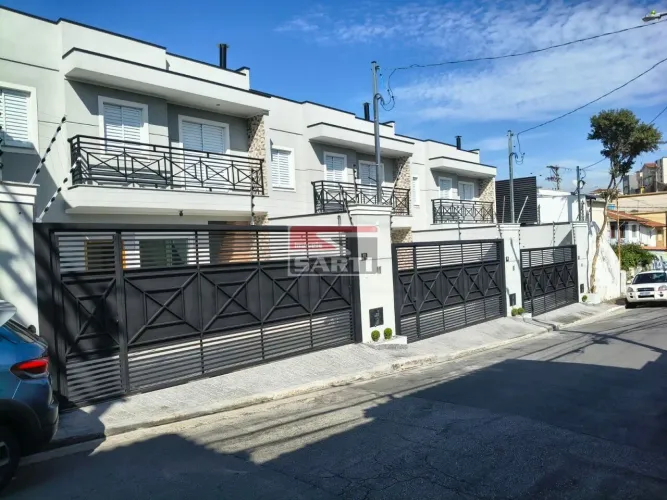 SOBRADOS NOVOS BAIRRO JAÇANÃ AO LADO DA IGREJA SANTO EXPEDITO COM 86 m² R$ 720.000,00