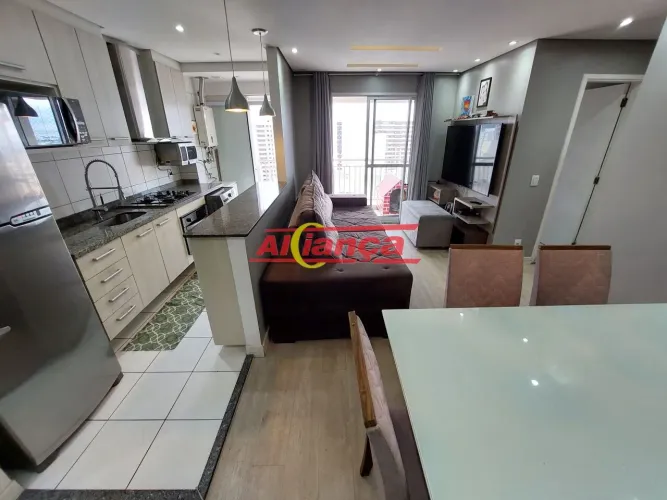 Apartamento c/ Varanda - 53m² - Jd Flor da Montanha - Guarulhos