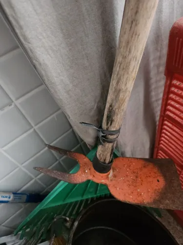 Rastelo Mangueira Enxada Timer e irrigação 