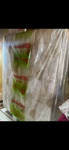 Cama de casal nova