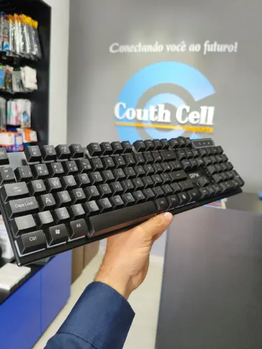 TECLADO COM LED
