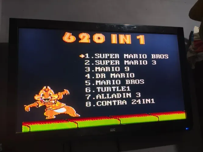 Vendo tv 42 com vídeo game