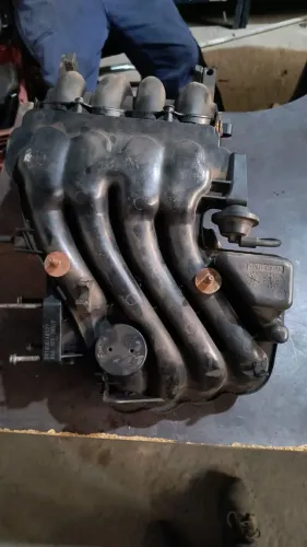 Coletor de admissão golf 1.6 Sr 2001