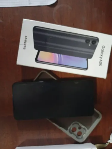 Celular Samsung Galaxy A05.