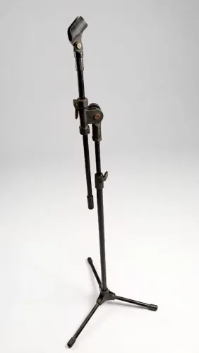 Pedestal para microfone