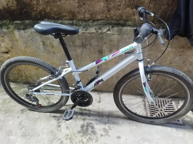 Bicicleta Caloi Ceci