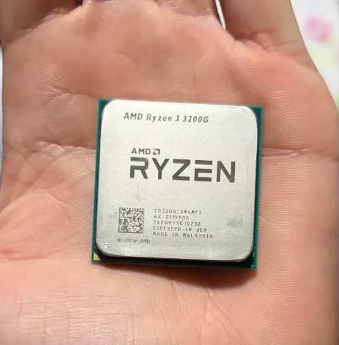     ? Ryzen 3 3200G - Processador com Vídeo Integrado Vega 8