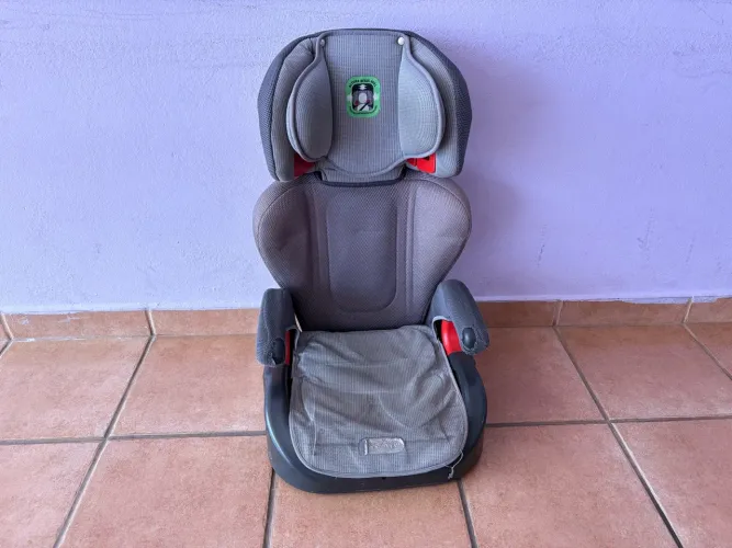 Cadeira de carro borigoto peg perego com ajustes