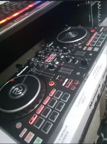 controladora numark PRO FX!!!