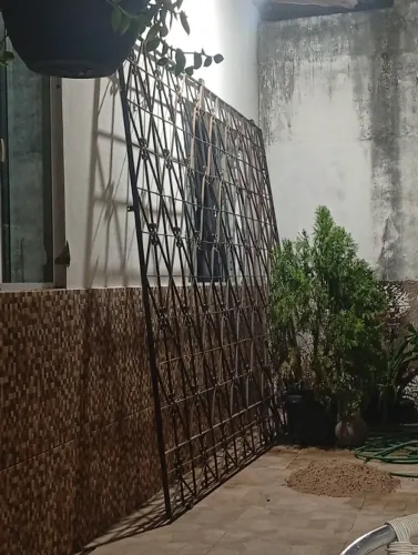 portão de ferro