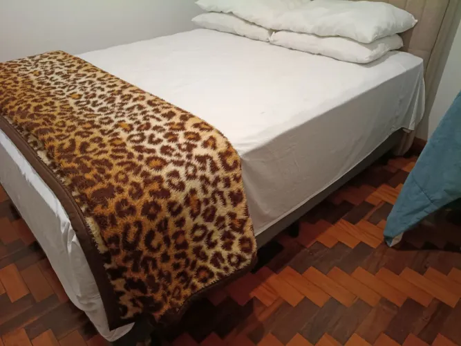 Cama de casal Box