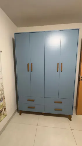 Guarda roupa infantil 