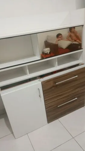 Armário de cozinha e balcão