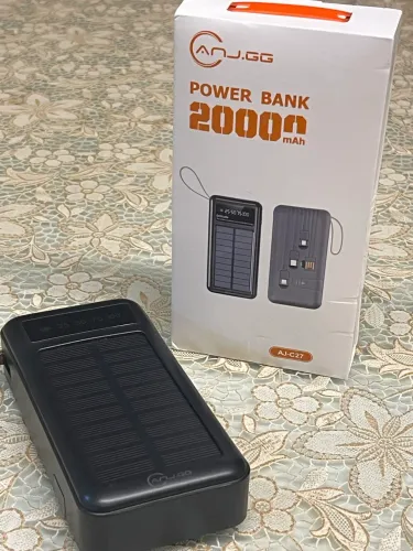 Carregador Portátil Solar 20000mAh Power Bank com Cabos Embutidos Display Digital USB