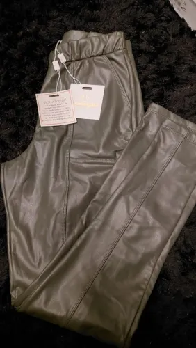 Calça monarquia couro