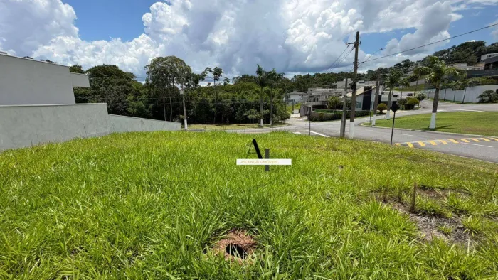 Terreno de esquina à venda, 574 m² por R$ 1.750.000 - Arujá Lagos Residencial - Arujá/SP