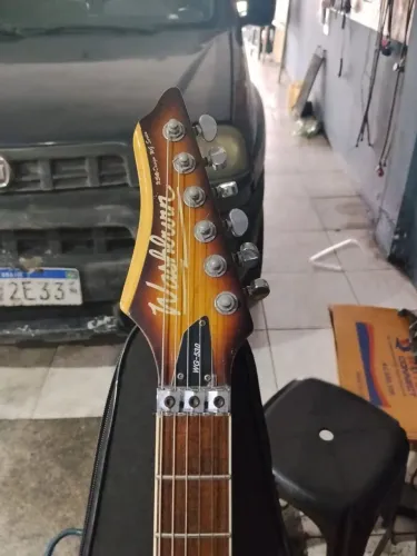 Guitarra washburn 530