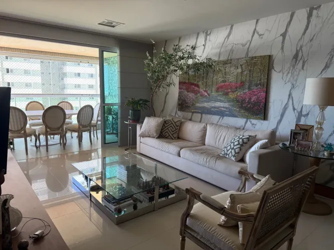 Conjunto de sofá e mesa de centro