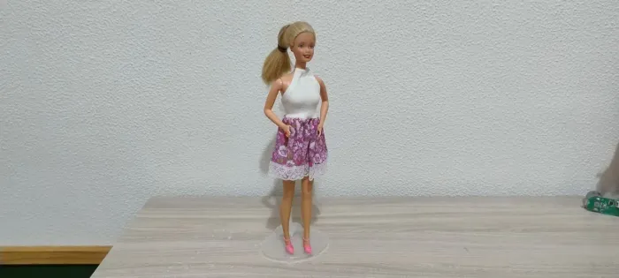 Boneca Barbie - Emite sons - Mattel